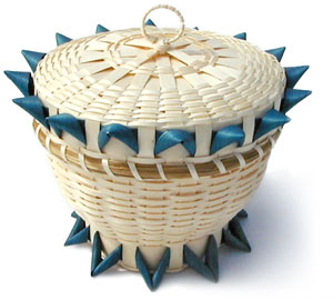 [Acorn Basket]