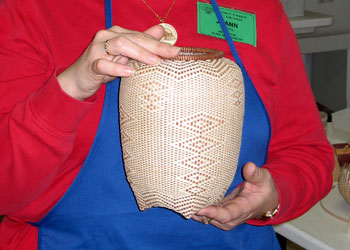 JOANN KELLY CATSOS JOHN C. CAMPBELL FOLK SCHOOL WORKSHOP